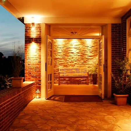 Hotel Strandhof 3*
